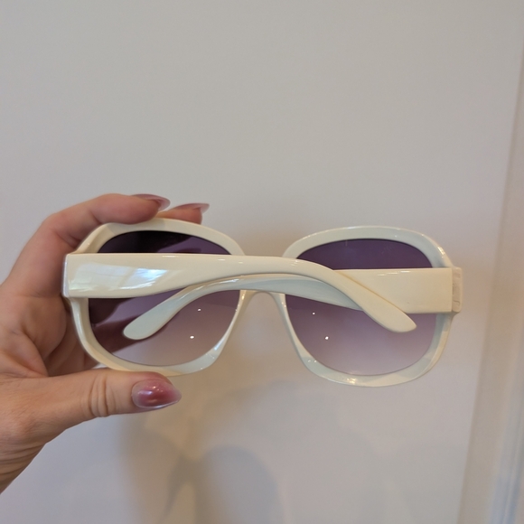 Chic White and Purple Sunglasses - Picture 4 of 8